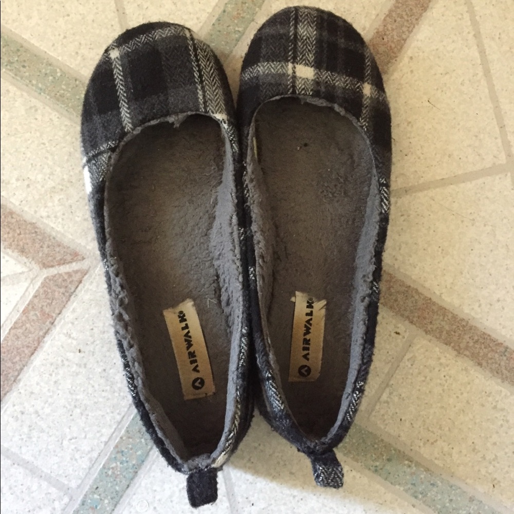 Airwalk Women's Plaid Flats - Black and Gray